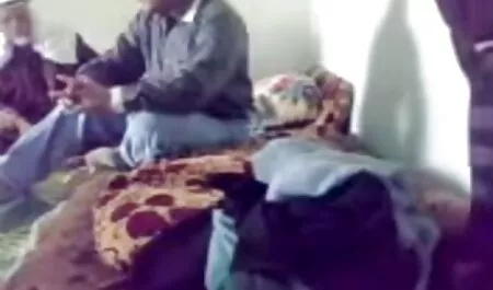 गर्म गर्म और उसके छोटे प्रेमी सेक्सी मूवी हिंदी माई 194