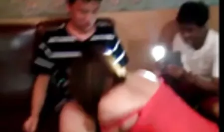 विशाल स्तन कौगर इसे बट पर ले जाता सेक्सी मूवी हिंदी एचडी है