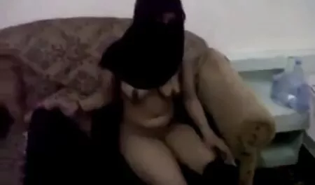 जापानी गहरी भोजपुरी सेक्सी हिंदी मूवी जीभ चुंबन