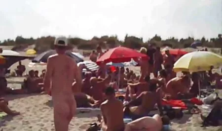 बस्ट कैसेंड्रा एक कठिन लिंग के साथ उसके गले को हिंदी में सेक्सी फुल मूवी काटती है, यह उसके योनी को मुश्किल से पटक देती है