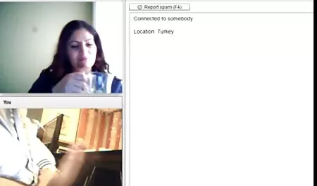 मिका कड़ी मेहनत करता है और गंभीर कट्टर दृश्यों में बकवास सेक्सी मूवी वीडियो हिंदी करता है