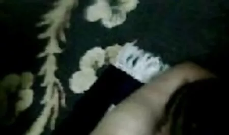 कुतिया गे को एक आदमी होना सिखाती है हिंदी मूवी एचडी सेक्सी