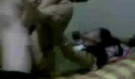 सेक्सी किशोर लैटिना मुर्गा चिढ़ाते हुए हिंदी में सेक्सी फुल मूवी