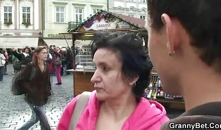 गर्म फूहड़ उसे clit रगड़ते हुए उसके छोटे तलवों दिखा bf सेक्सी मूवी हिंदी