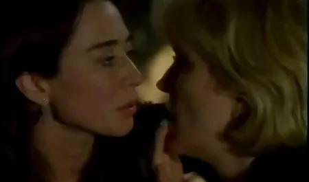 केला प्रेमी हिंदी सेक्सी मूवी पिक्चर फिल्म sildeshow # 1