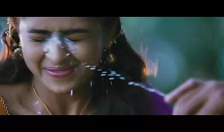 स्कीनी सुनहरे सेक्सी हिंदी मूवी में बालों वाली किशोर Vinna रीड गड़बड़ हो जाता है