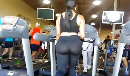 बूढ़े फूहड़ माँ कमबख्त हिंदी सेक्सी मूवी पिक्चर फिल्म युवा प्रेमी