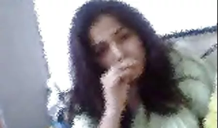 स्क्वीटिंग गैगिंग सेक्सी वीडियो एचडी मूवी