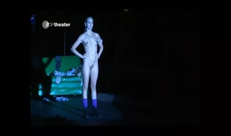 मेरे ब्रेस फुल हद में सेक्सी मूवी पर सह