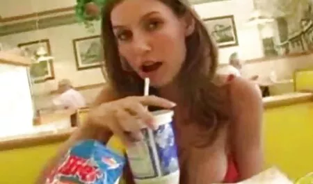 ब्रेज़र्स - सेक्सी मूवी हिंदी में वीडियो मेरी बहन की दोस्त एरियाना मैरी