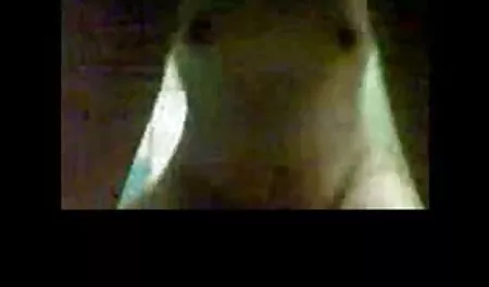 हार्नेस में संचिका ब्रुनेट अपनी एशियाई गर्लफ्रेंड के साथ भोजपुरी सेक्सी हिंदी मूवी खेलते हैं