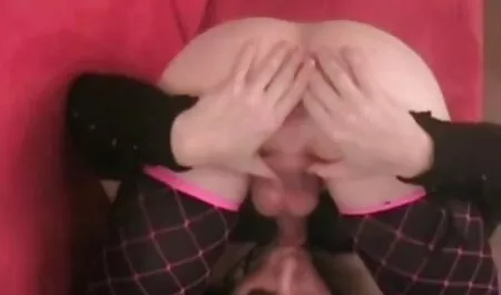 एमआईएलए क्रेव्स सेक्स ध्यान सेक्सी वीडियो हिंदी मूवी