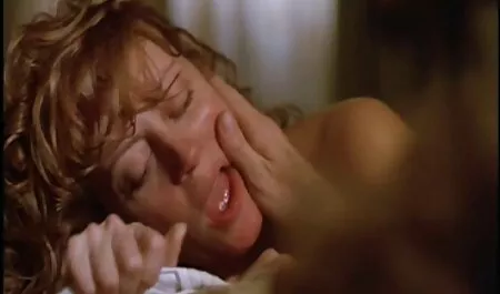 सैफिक इरोटिका - एमिली थॉर्न और एले द्वारा मॉर्निंग हिंदी सेक्सी मूवी हिंदी सेक्सी मूवी एडवेंचर